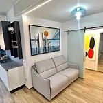 Apartamento Novo Isola *