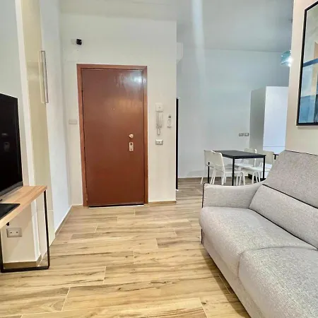Apartamento Novo Isola